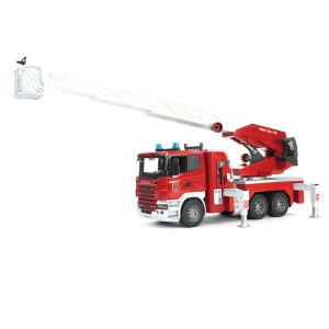 03-590 Bruder Пожарная машина Scania с выдвижной лестницей и помпой